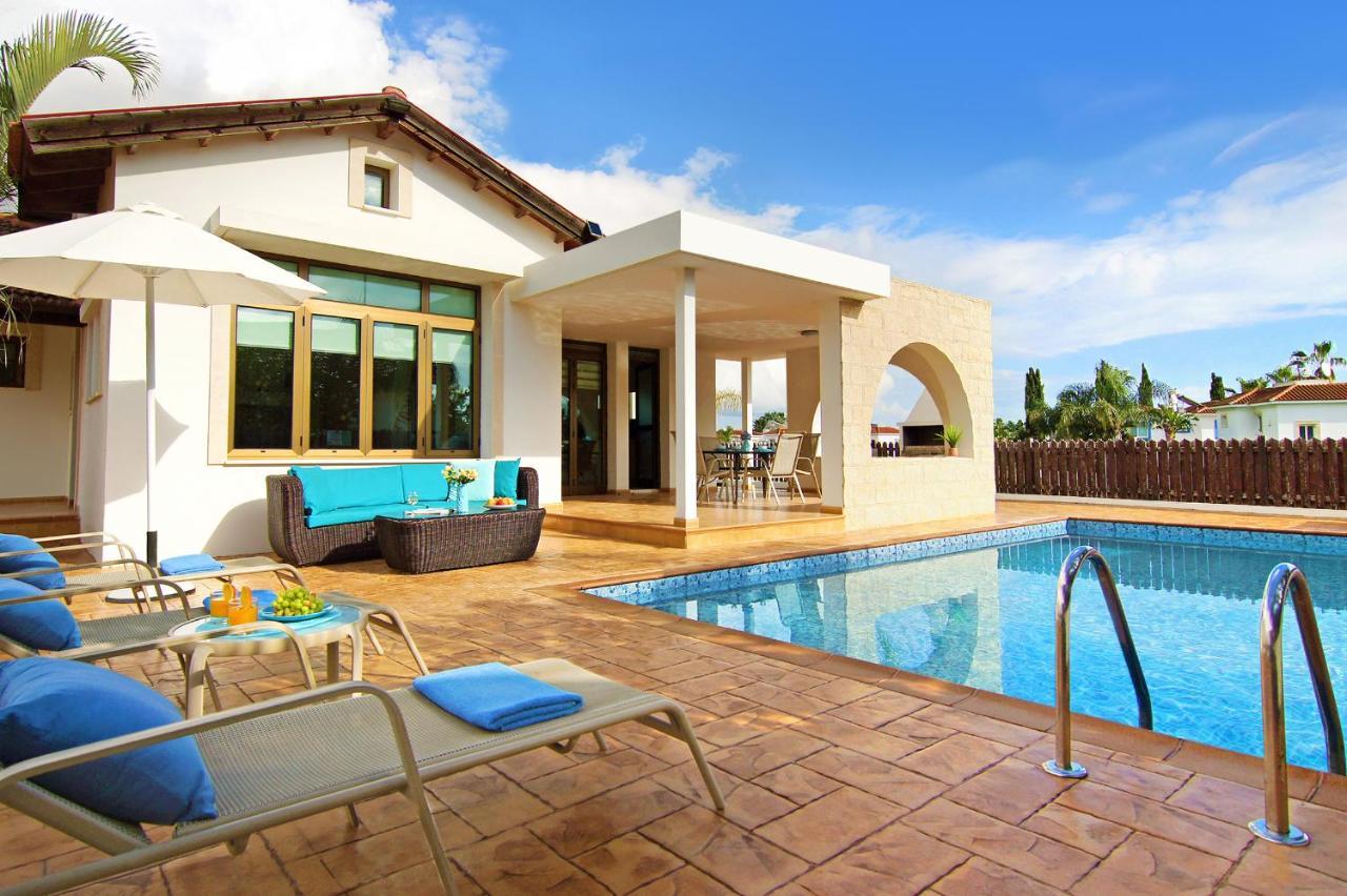 Villa Merry Ayia Napa Esterno foto