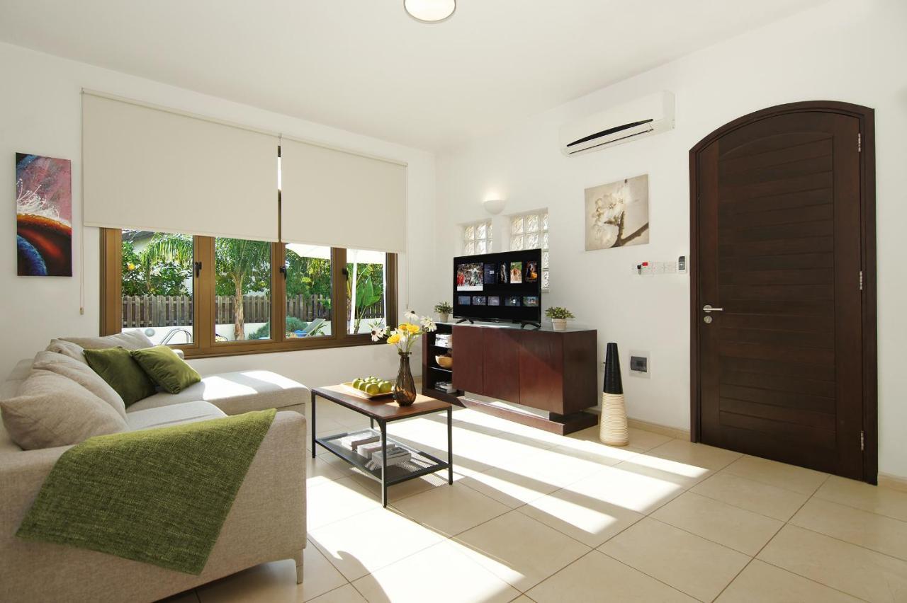 Villa Merry Ayia Napa Esterno foto